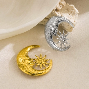 Vintage sun and moon horse head brooches in gold and silver finish for suits