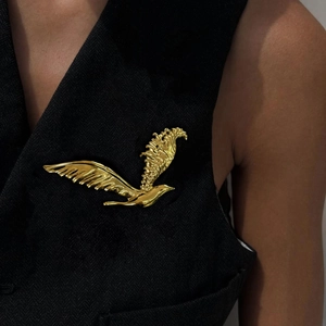 Broche Vintage en Acier Inoxydable Oiseau en Vol Forme d'Aigle Épingle de Revers Accessoire de Bijoux Animaux Unisexe