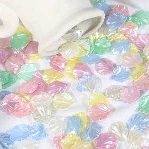 Pétalos de nácar sintético en colores pastel para creación de joyería artesanal DIY