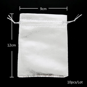 Detailed view of silver drawstring gift bags, size 9x12cm, 10 pieces per lot set