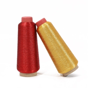 Fil à broder métallique rouge et or sur bobines coniques avec finition brillante