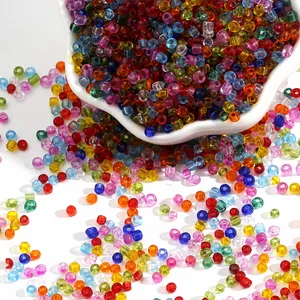 Buntes Set aus transparenten Glasperlen für handgefertigten Schmuck und DIY-Accessoires