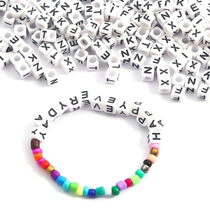 Colorful DIY acrylic alphabet beads bracelet with Happy Everyday text on white square beads