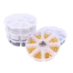 Kit de creación de joyas de 3 niveles con anillas y cierres de langosta en caja de plástico