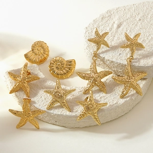 Mode Edelstahl Seestern Meerschnecke Ohrringe Ozean Strand Stil Vergoldet Hammerschlag Textur Ohrstecker Schmuck Für Damen