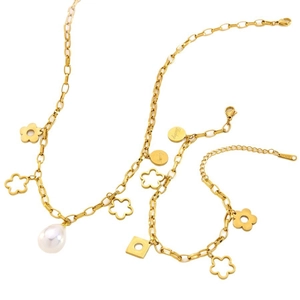 Elegant 18k gold plated stainless steel flower and pearl necklace and bracelet set