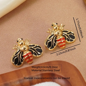 Boucles d'oreilles abeille en acier inoxydable doré avec émail coloré élégant