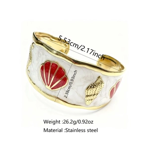Bracciale rigido a C in acciaio inossidabile dorato con smalto bianco e rilievi