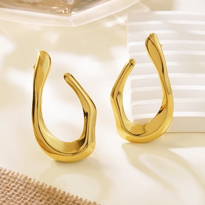 Polished gold irregular U-shaped geometric earrings with liquid metal texture design