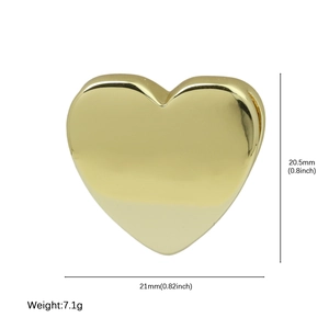 Detailed size chart for 18k gold plated heart charm showing 20.5mm height and 21mm width