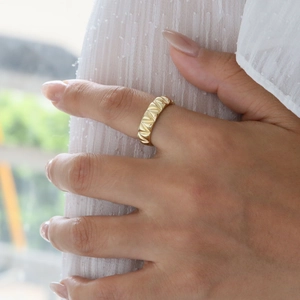 Minimalist 18k gold plated brass geometric faceted comma ring for women's fashion