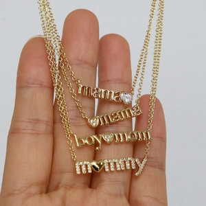 Collar con Colgante de Corazón Mama Mommy Boy Girl Mom de Latón Chapado en Oro de 18K Zirconia Cúbica Regalo de Joyería para el Día de la Madre Mujer