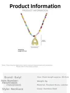 Dettaglio collana di perline colorate con ciondolo a cuore da 19,9mm e specifiche