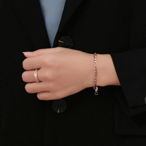 Women's Fashion Titanium Steel Cross Figaro Paperclip Bracelet Stainless Steel Polished Gold Silver Rose Gold Bracelet For Women Daily Jewelry