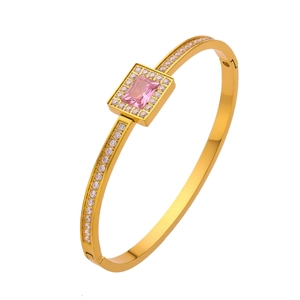 Elegant gold-plated stainless steel bracelet with rectangular pink zircon gemstone inlay