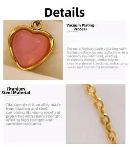 Detail von rosa Herzanhänger an Titanstahlkette mit 18 Karat Gold Vakuumbeschichtung
