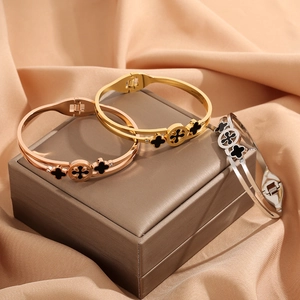 Korean Fashion Black Shell Four Leaf Clover Titanium Steel Bangle For Women Rhinestone Inlaid Double Layer Hinged Bracelet Jewelry