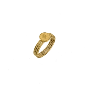 Bague en maille dorée avec relief de pièce Elizabeth II en acier au titane de haute qualité