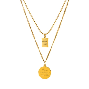 Zweilagige Titanstahlkette mit quadratischem Good Luck Anhänger und Paris-Scheiben-Charm