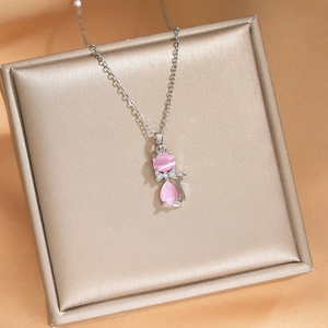 Collier chic avec pendentif chat en pierre œil de chat rose en acier inoxydable argenté