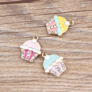Lot de breloques cupcake colorées en émail et strass pour bijoux DIY