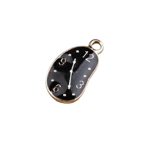 Schmelzende Uhr Anhänger aus K-Gold Legierung und Emaille für DIY Schmuck