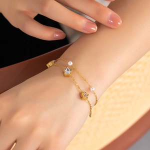 Double-layer gold star and pearl bracelet for women with elegant crystal charms