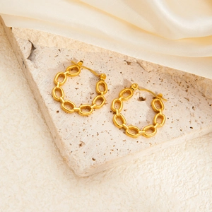 Classic gold chain link hoop earrings made of tarnish-free stainless steel for women