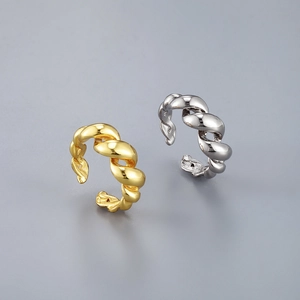 Anillos abiertos en espiral de estilo minimalista en metal pulido dorado y plateado