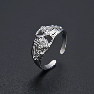 Luxurious silver double heart open ring with sparkling cubic zirconia crystals