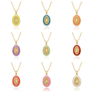 Collier Pendentif Ovale Vierge Marie en Cuivre Plaqué Or Vintage Bijoux Religieux en Émail Coloré pour Femmes Cadeau