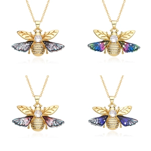 Exquisite Copper Bee Pendant Necklace With Colorful Gradient Wings Clear Zircon Micro-set Insect Jewelry For Women Gift