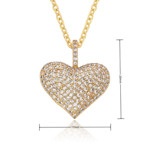 Detailansicht der Herz-Halskette mit Maßen 17mm x 20mm und Zirkonia-Besatz in Gold
