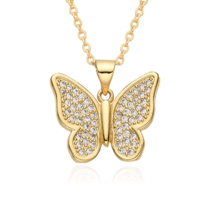 Elegante collana a farfalla dorata con pietre di zircone e catena a maglie sottili