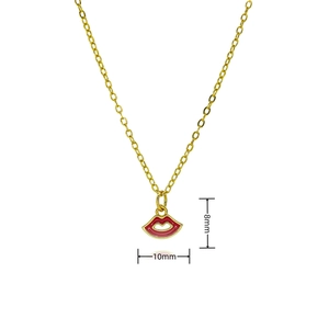Minimalistische gouden ketting met rood-wit emaille lippen hanger, 10 mm breed