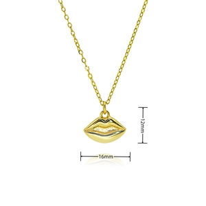 Minimalistische goudkleurige lippen ketting met een getextureerde lip hanger