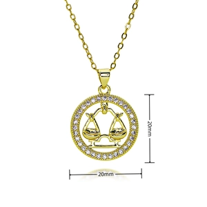 Collana segno Bilancia placcata oro con cerchio di cristalli e catenina sottile moderna