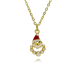 Détail du collier plaqué or 18 carats avec pendentif Père Noël en émail et perles