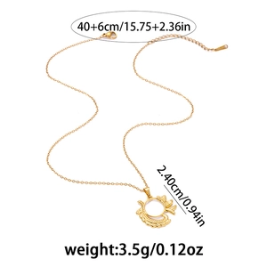 Tableau des tailles détaillé pour collier en acier inoxydable doré avec mesures du pendentif