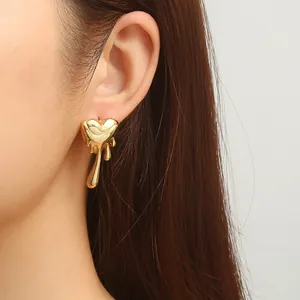 Orecchini a cuore in acciaio inossidabile placcato oro 18K con effetto goccia lavica