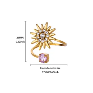 Detail showing the adjustable opening and dimensions of the gold crystal sun ring
