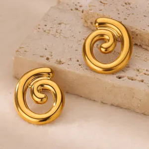 Orecchini a perno vintage a spirale dorata in acciaio inossidabile con finitura lucida