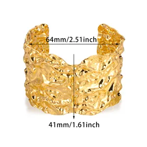 Detailed size map of the 18K gold hammered wide cuff bracelet showing 64mm inner diameter