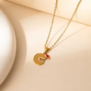 Collier en acier doré avec pendentif Père Noël festif en émail rouge et blanc éclatant