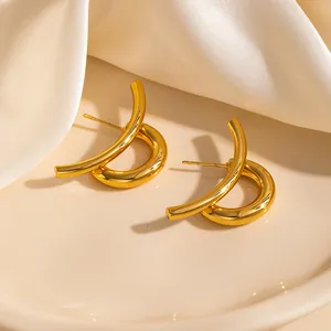 Orecchini a cerchio minimalisti bicolore in acciaio inossidabile dorato per donna