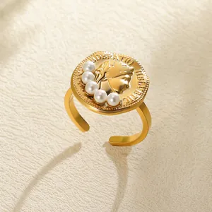 18k gold plated stainless steel coin ring with portrait relief and white pearls