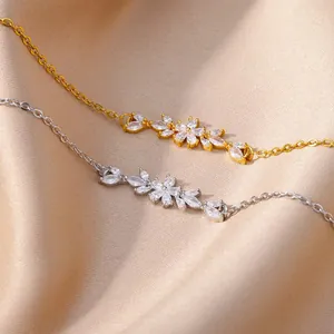Elegante goud- en zilveren sterbloem armbanden met marquise zirkonia stenen