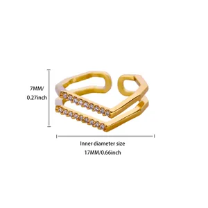 Dettaglio dimensioni dell'anello dorato con altezza 7mm e diametro interno di 17mm