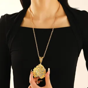 Collana con Ciondolo a Foglia di Strass in Lega Vintage per Donna Uomo Catena Maglione Placcata Oro Argento Gioielli di Moda Regalo