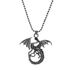 Vintage Gothic Drachen Anhänger Halskette in Schwarz mit detaillierten Drachenflügeln